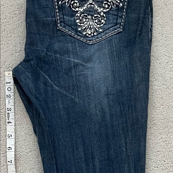 Grace in LA 8’s - Picture 6 of 7